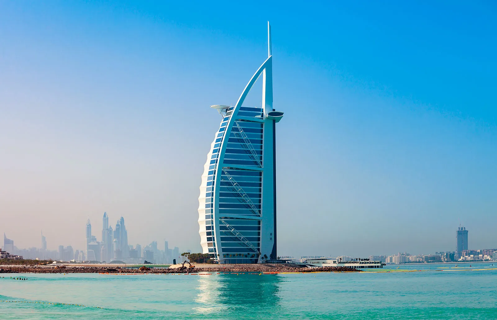 Burj-Al-Arab-luxury-hotel-Dubai